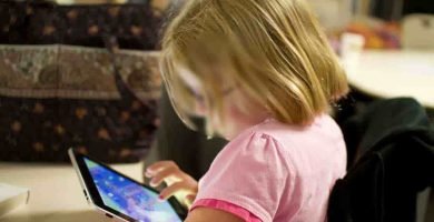 Cómo controlar el teléfono Android de un niño