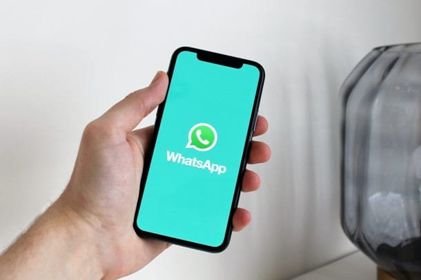 Usar WhatsApp en el teléfono